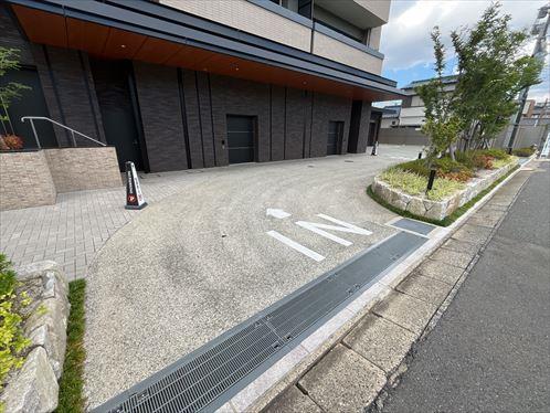 車寄せスペース