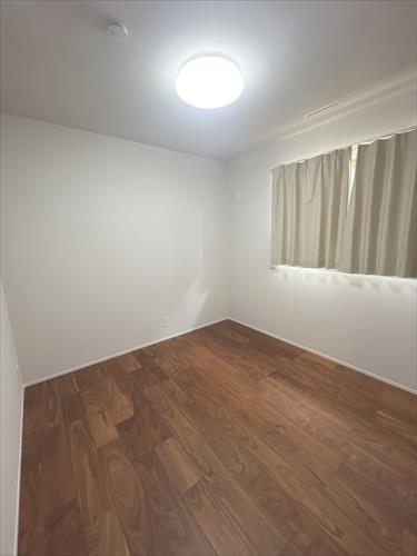 2階南東側洋室（4.7帖）1