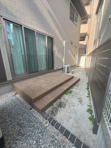 1階庭テラス