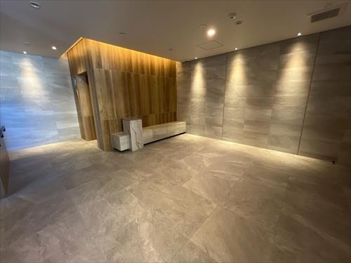 エントランスホール