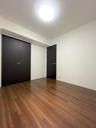 洋室（約6.3帖）