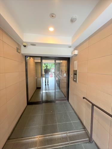 サブエントランス