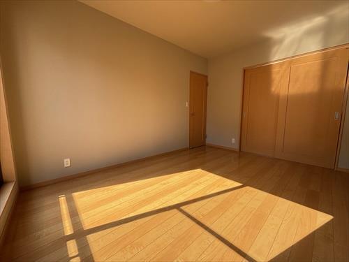 南東側約7.2帖洋室（別角度）