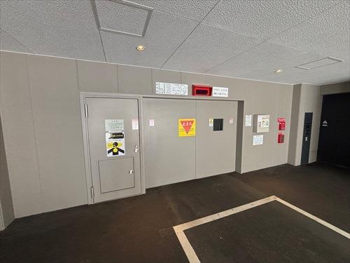 建物内タワー式駐車場