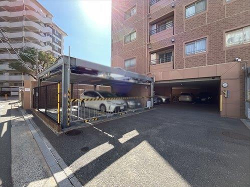 敷地内機械式駐車場（2026年2月撮影）