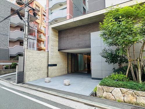 アプローチ（2026年5月撮影）