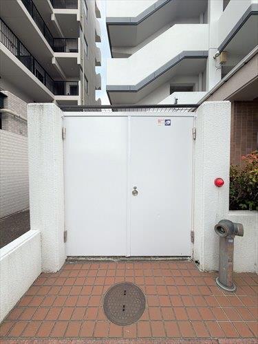 可燃ごみ置き場