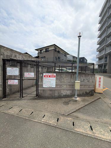 可燃ごみ置き場（共用部）