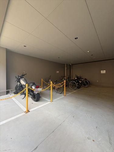 バイク置き場
