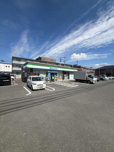 ファミリーマート博多吉塚３丁目店