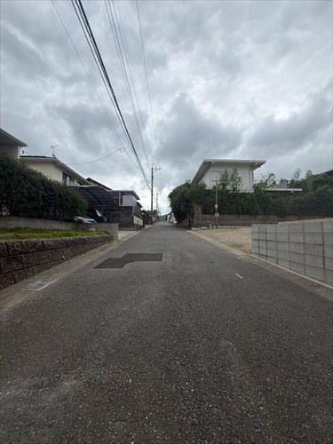 前面道路（西側から撮影）