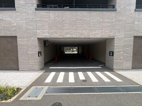 駐車場入口