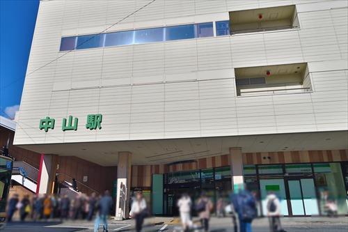 中山駅まで徒歩17分