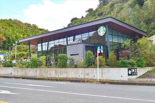 スターバックスコーヒー葉山店1.03km