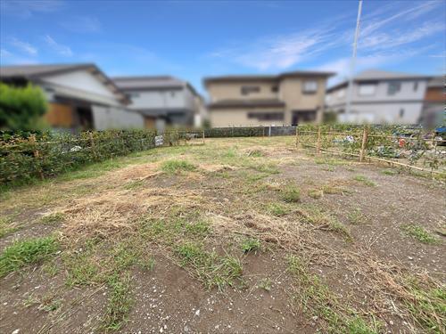 現地（手前）（2025年9月撮影）