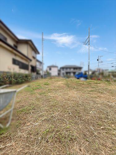 現地（手前）（2025年9月撮影）