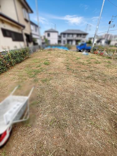 現地（手前）（2025年9月撮影）