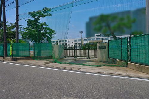 茅ヶ崎市立梅田中学校まで460m 茅ヶ崎市立梅田中学校まで460m