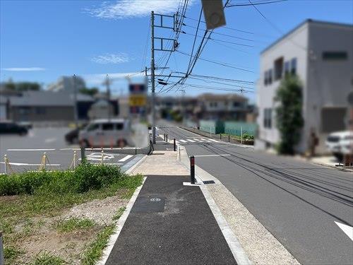 前面道路（2025年6月撮影）