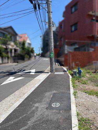 前面道路（2025年6月撮影）