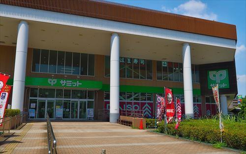 サミットストア横浜岡野店まで930ｍ