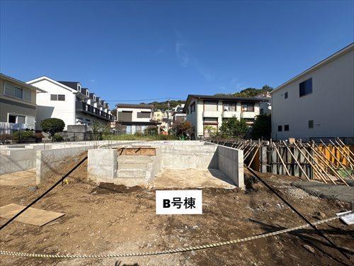 新築で未完成（2025年10月撮影）