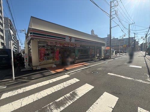 セブンイレブン平塚宮の前店まで80ｍ