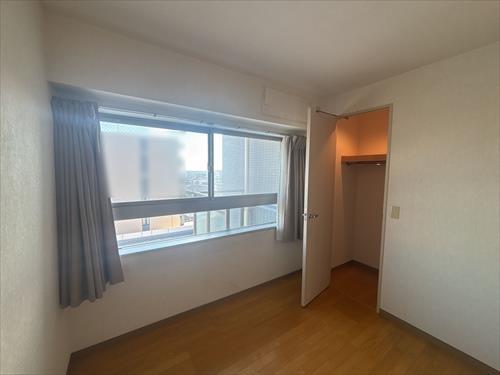 洋室（約5.0帖）