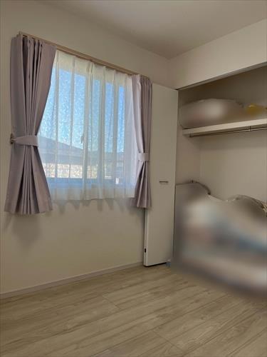 洋室 北西側 5.2帖