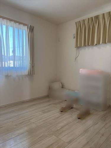 洋室 北東側 5.2帖