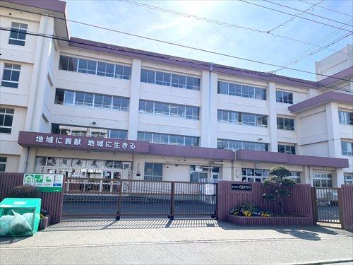 茅ヶ崎市立円蔵中学校まで490m