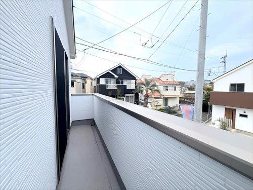 北側バルコニー