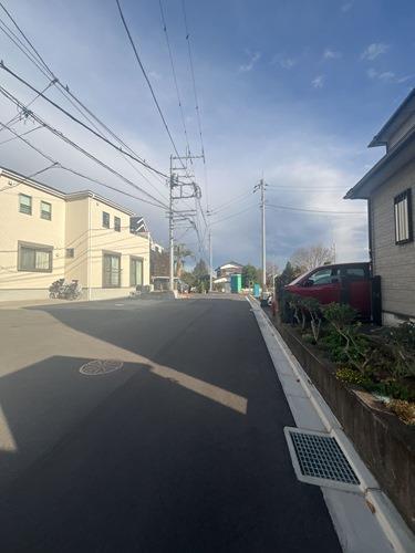 北側前面道路