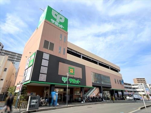 サミットストア藤沢駅北口店まで850m