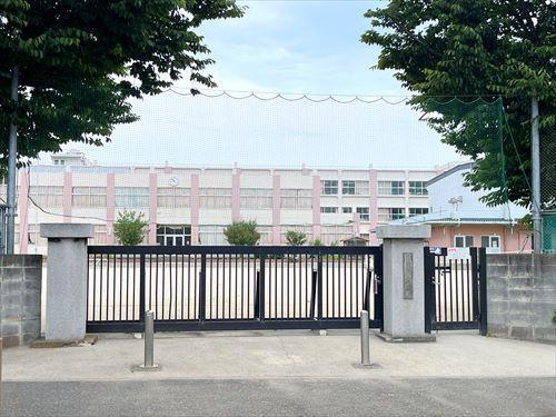大和市立桜丘小学校まで780m 大和市立桜丘小学校まで780m