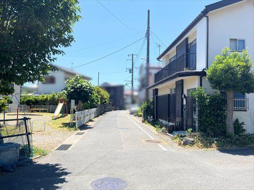 現地含む前面道路
