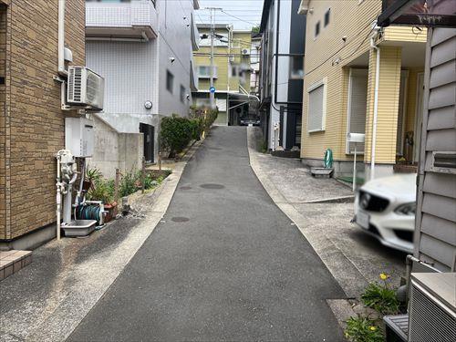 南東側前面道路撮影（2026年5月）