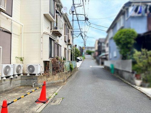 現地含む前面道路