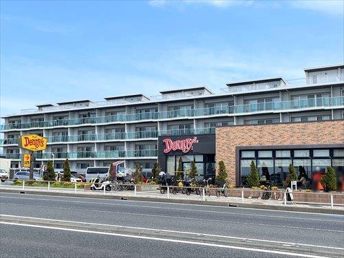 デニーズ茅ヶ崎海岸店まで720m