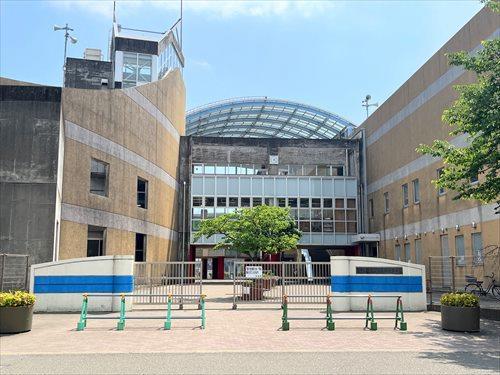 茅ケ崎市立浜之郷小学校まで840m