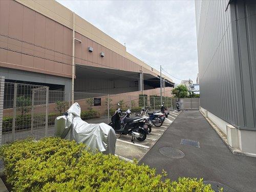 バイク置き場