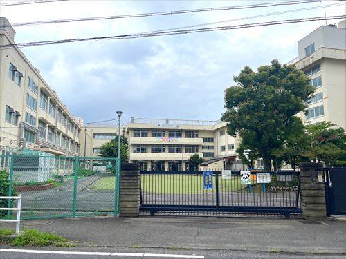 横浜市立三ツ境小学校まで1070m