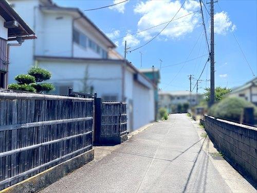 現地含む前面道路 現地含む前面道路