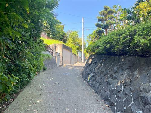 南西側道路