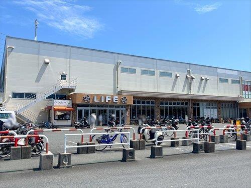 ライフ鎌倉大船モール店まで1230m