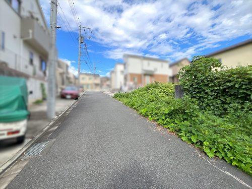西側道路