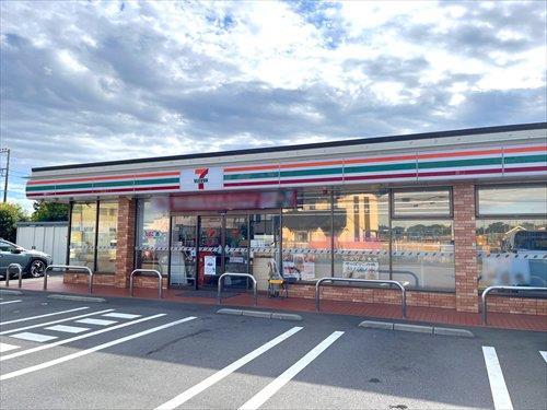 セブンイレブン相模原田名望地店 260m