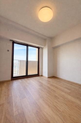 北東洋室（約5.7帖）