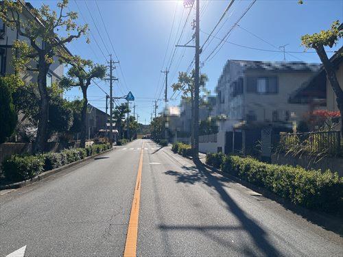 前面道路写真(2024年12月撮影)