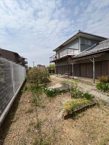 敷地内（令和7年5月撮影）